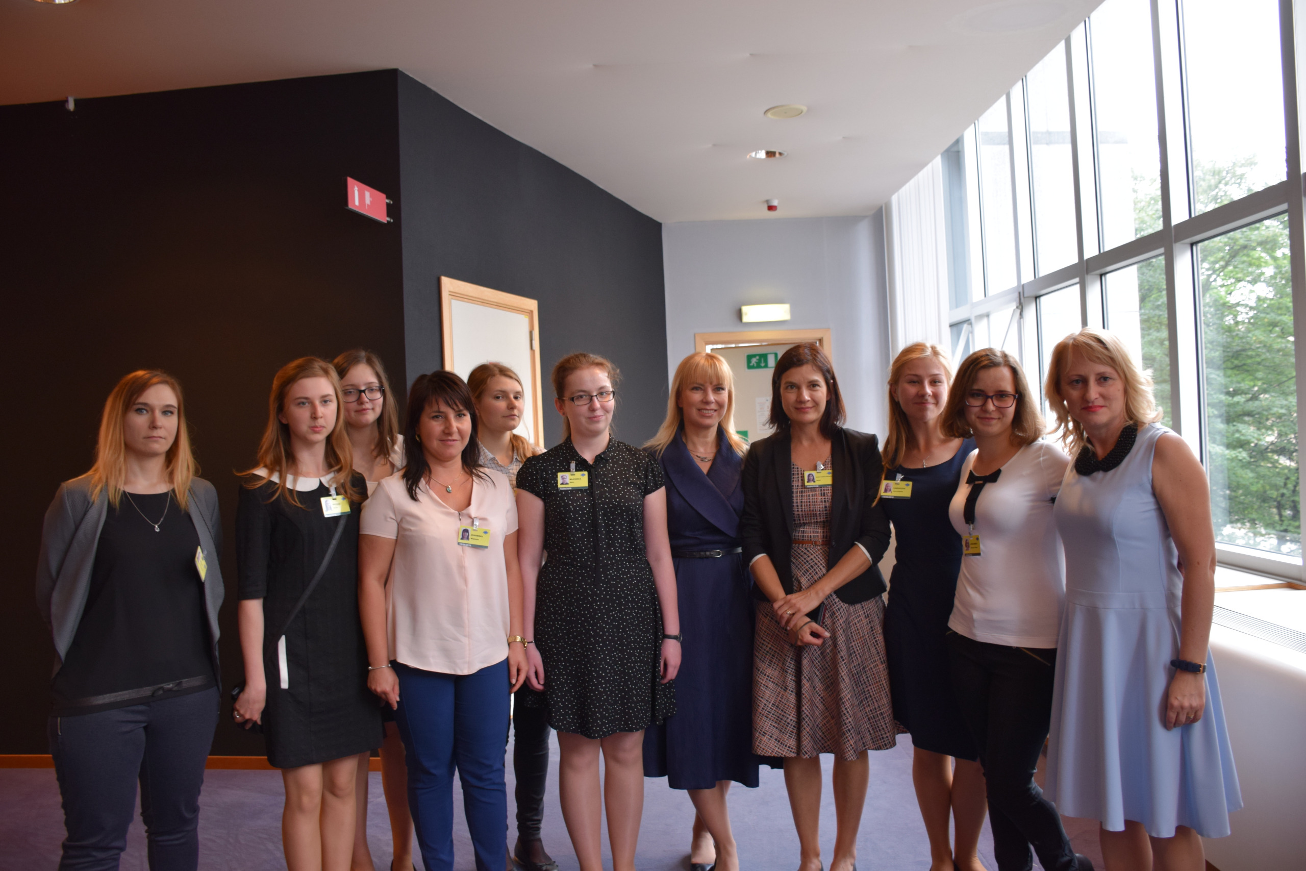 PL_szkoly_z_Komisarz_Bienkowska