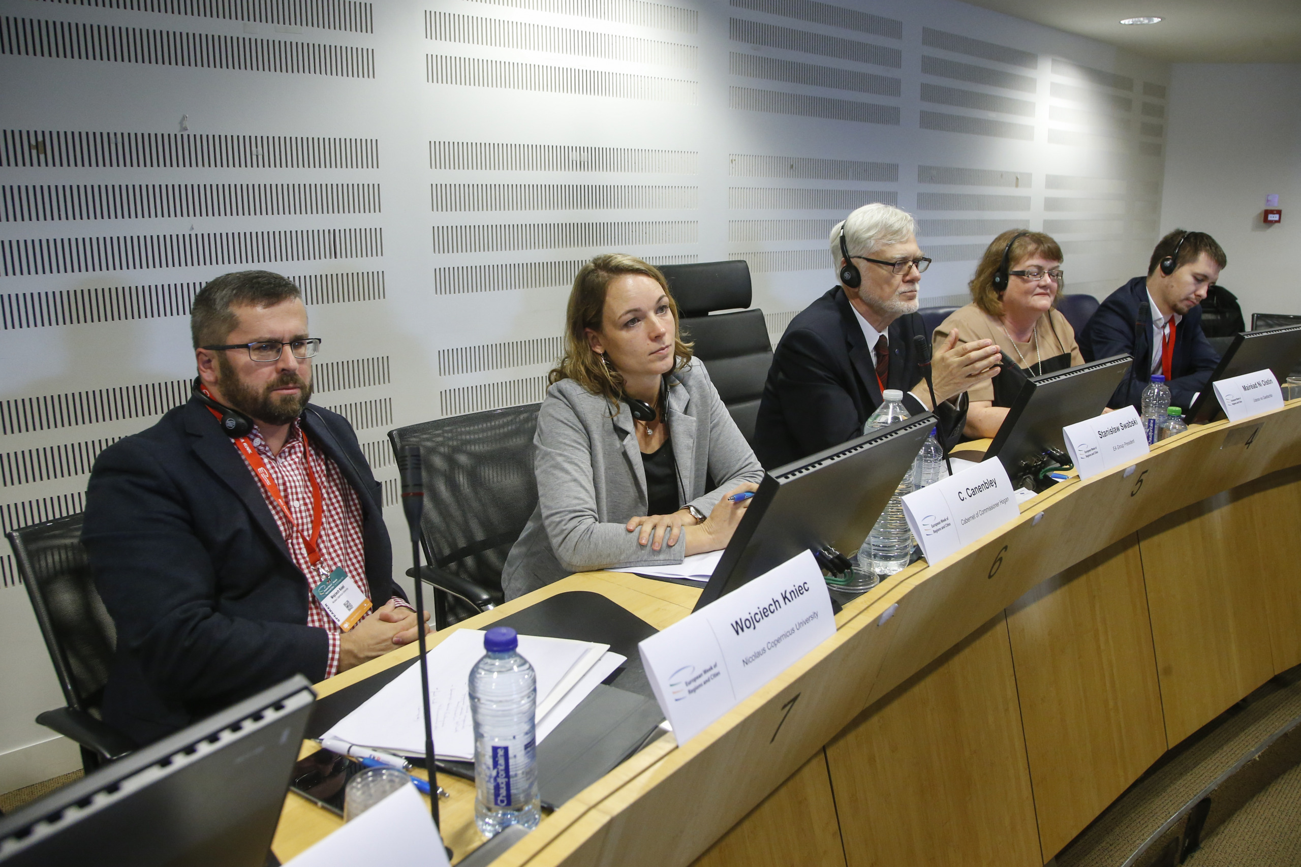 EWRC 2016 – 11A05 – TOWARDS AND EU RURAL AGENDA – REVITALISATION OPPORTUNITIES AND CHALLENGES