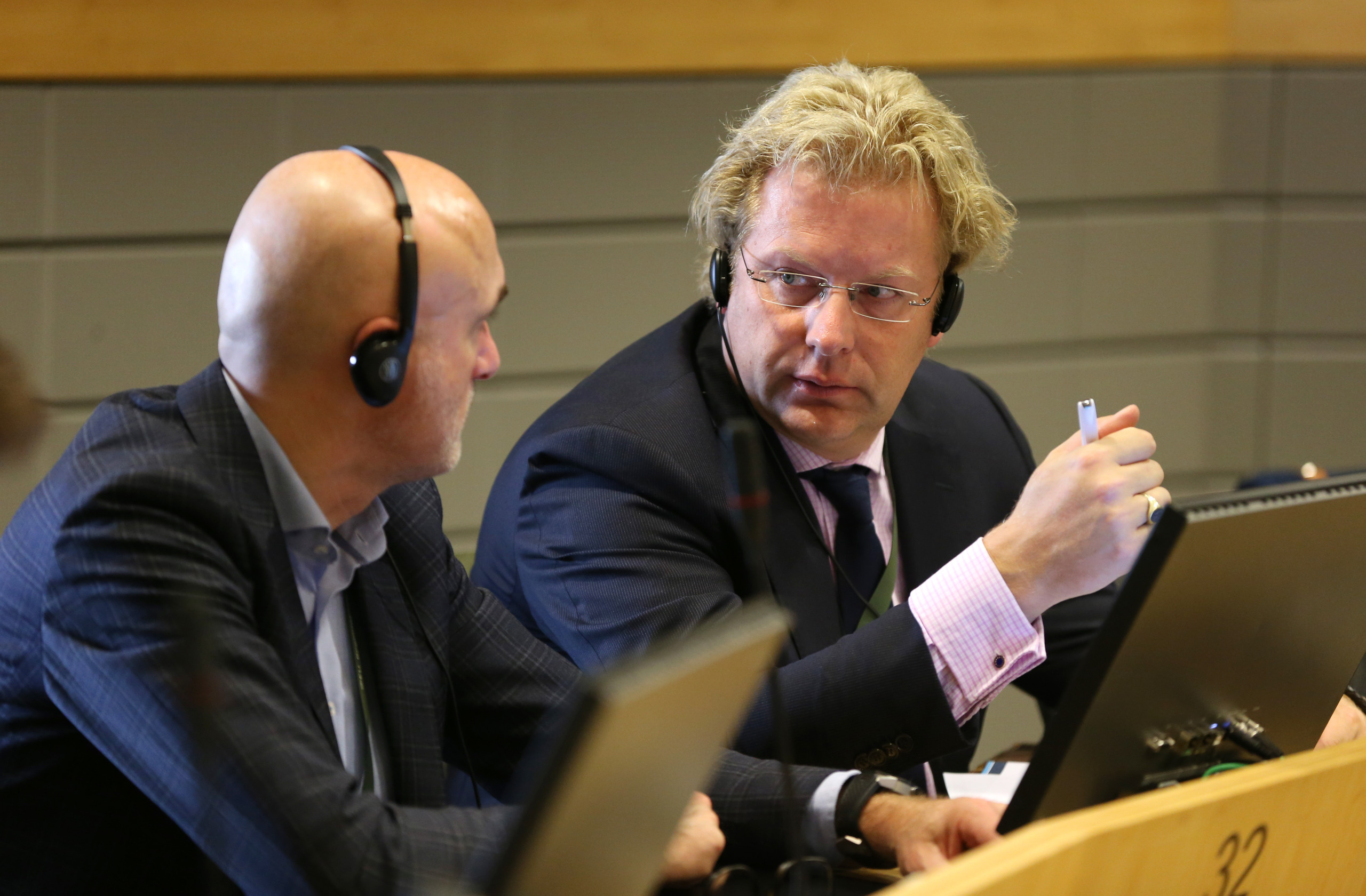 10A8 –  Strengthening the role of nations and regions in economi