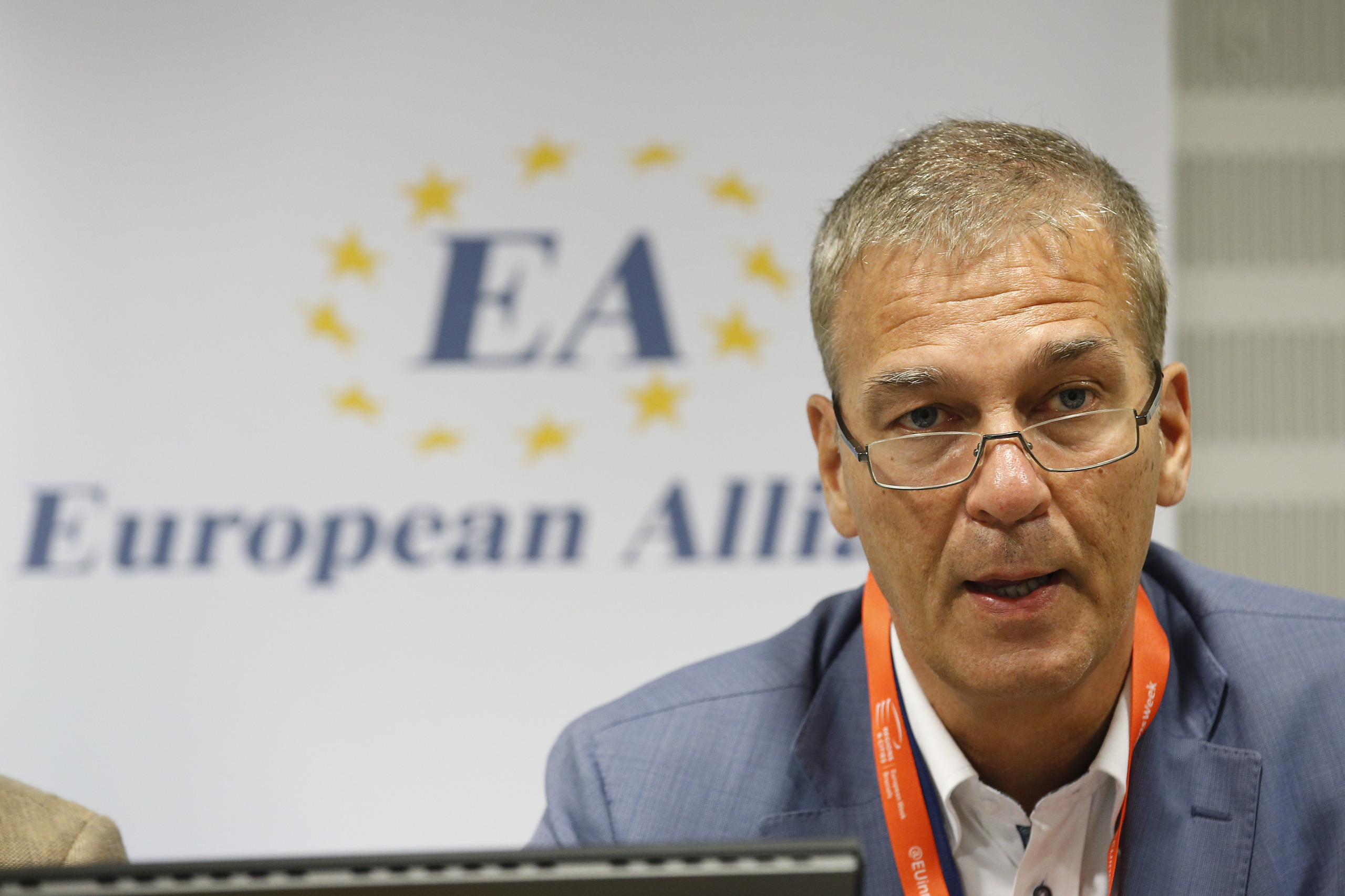 Local and regional authorities fostering energy transition polic