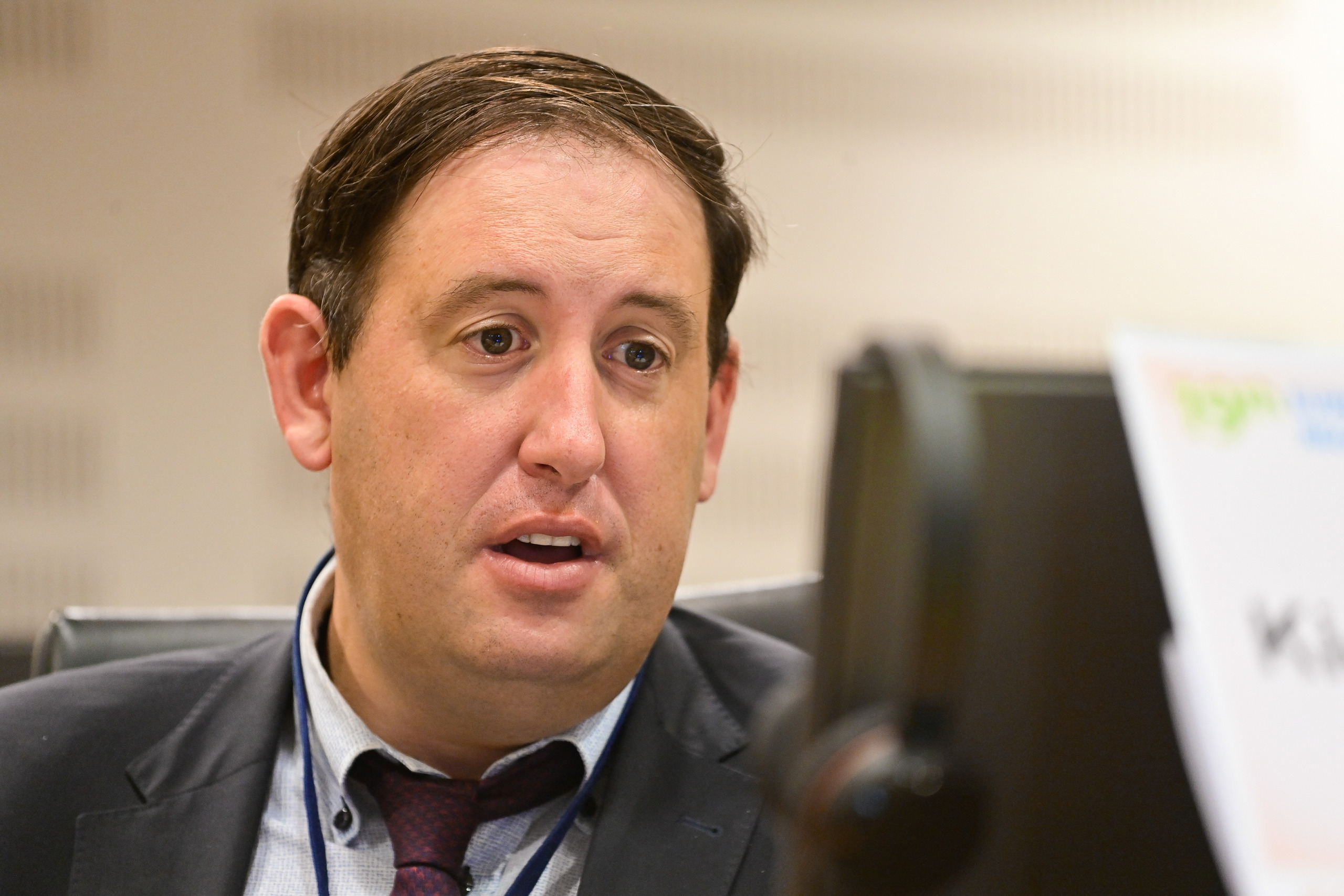 Best practices of revitalising town centres across EU regions